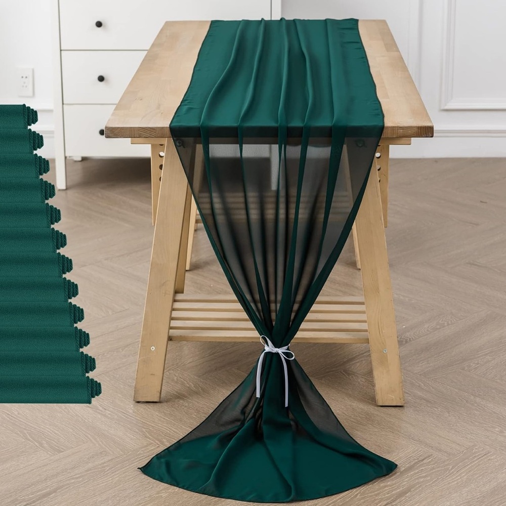 22 Elegant Green Table Runners